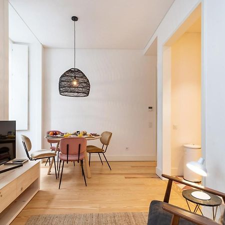 Modern 1Bdr In Downtown Lisbon By Lovelystay Esterno foto
