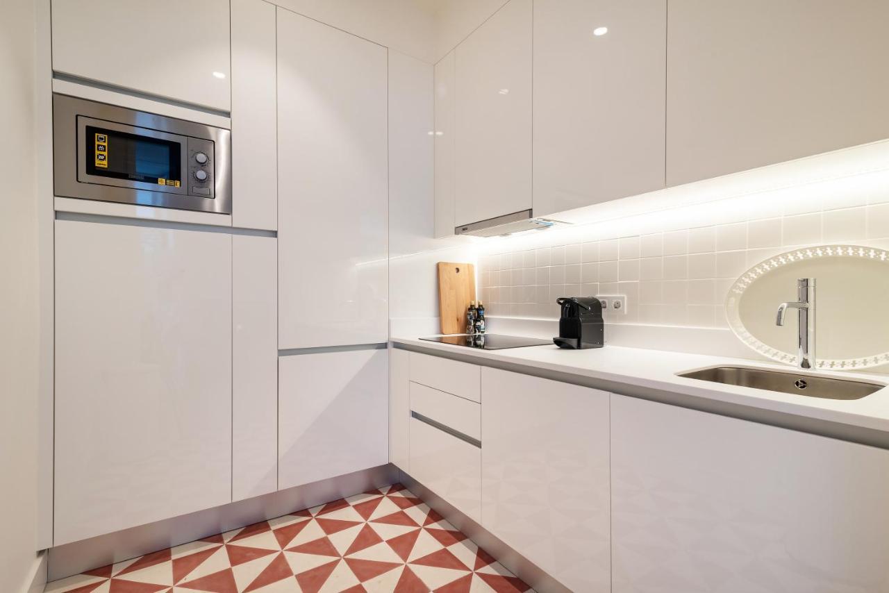 Modern 1Bdr In Downtown Lisbon By Lovelystay Esterno foto