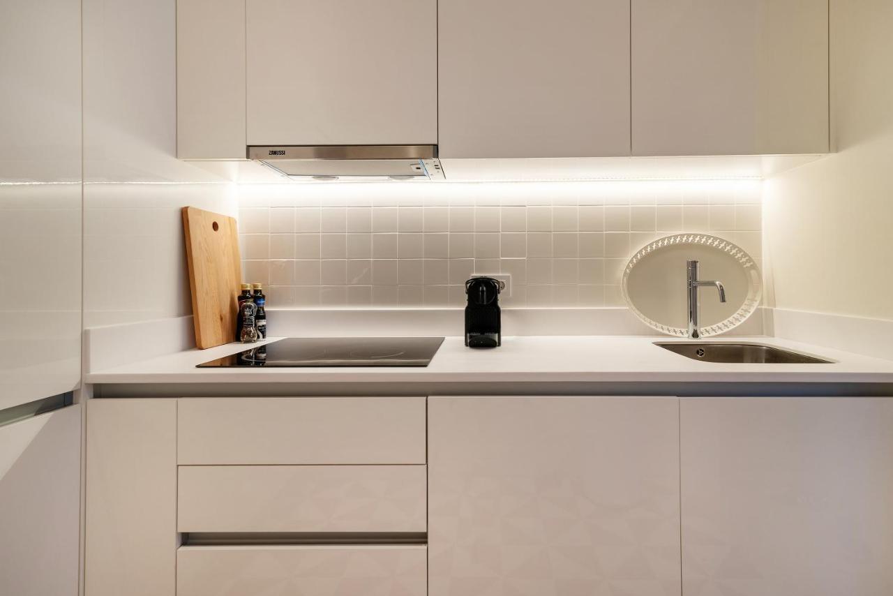 Modern 1Bdr In Downtown Lisbon By Lovelystay Esterno foto