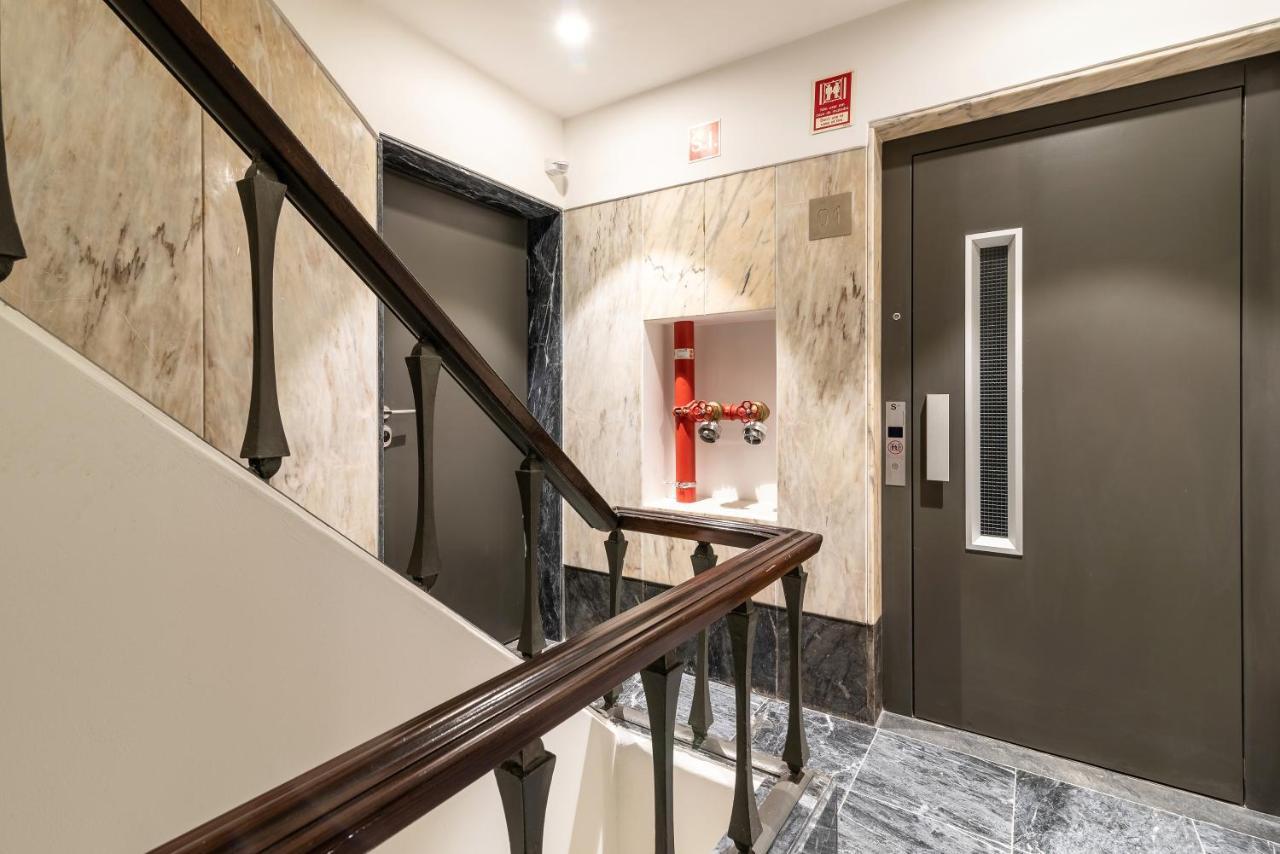 Modern 1Bdr In Downtown Lisbon By Lovelystay Esterno foto