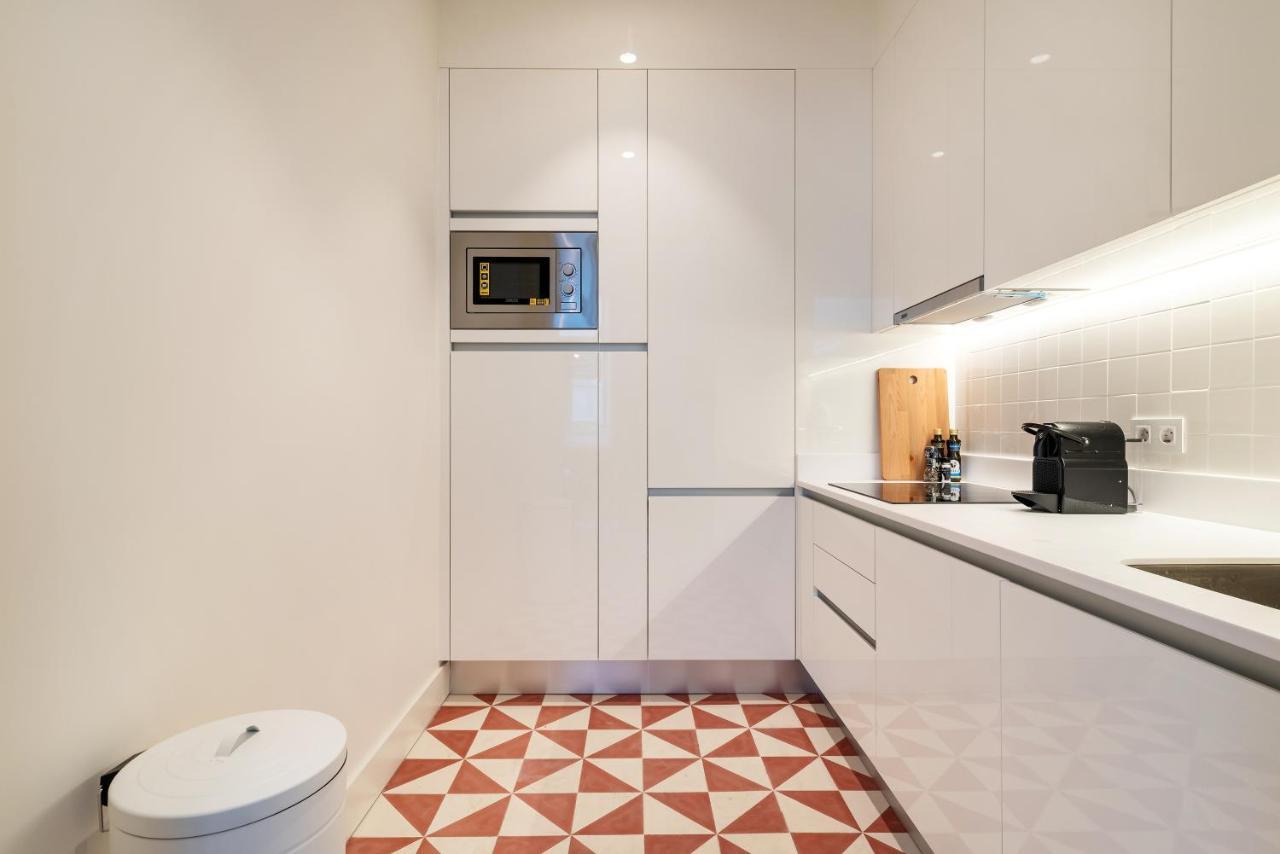 Modern 1Bdr In Downtown Lisbon By Lovelystay Esterno foto