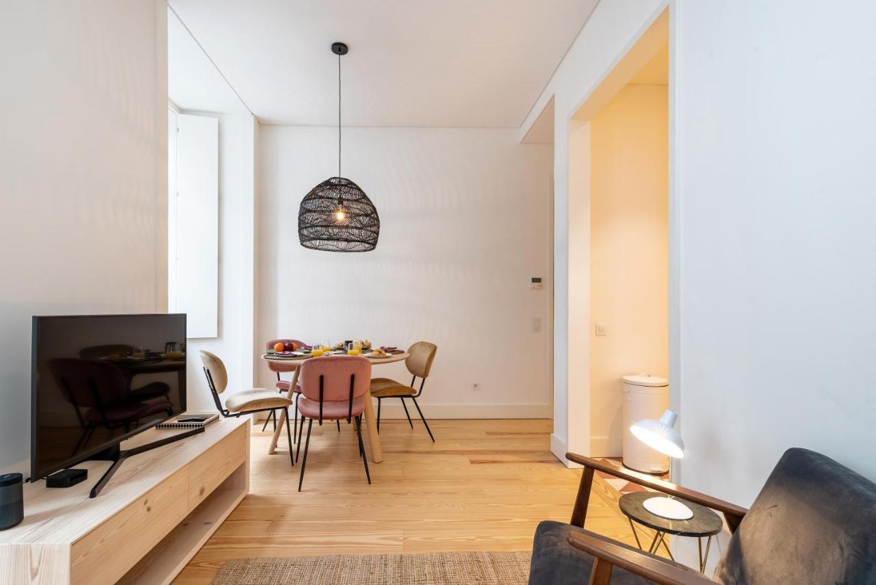 Modern 1Bdr In Downtown Lisbon By Lovelystay Esterno foto