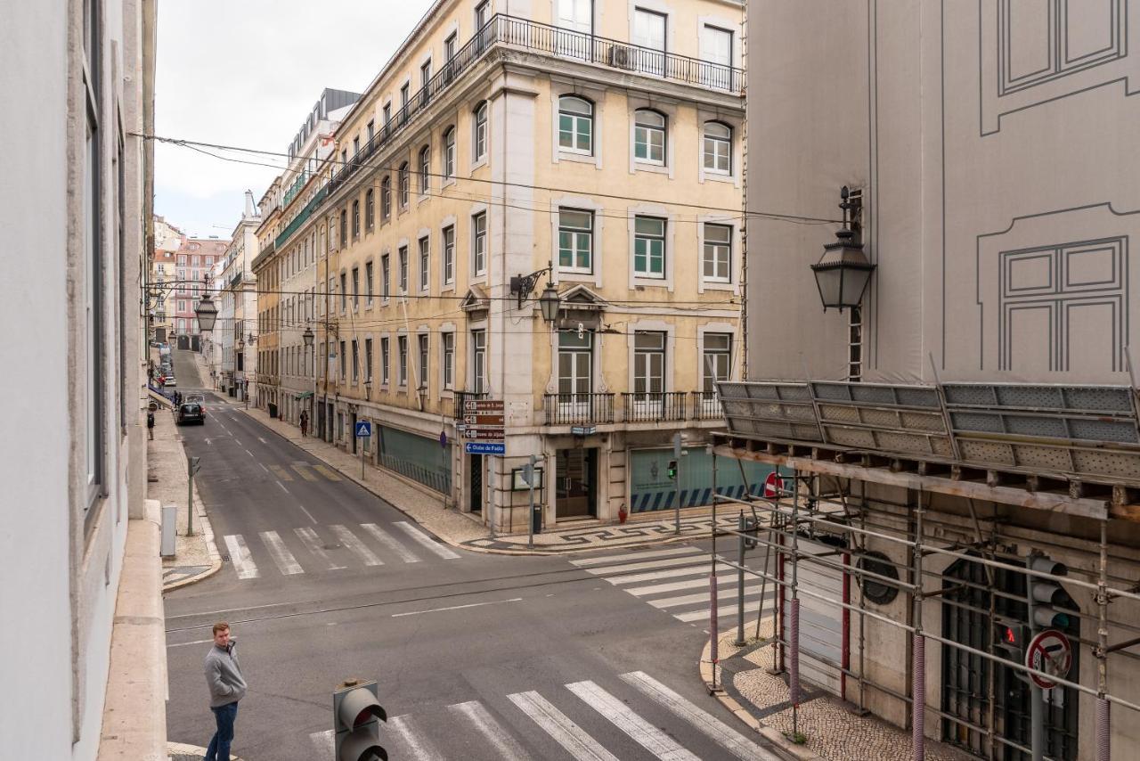 Modern 1Bdr In Downtown Lisbon By Lovelystay Esterno foto